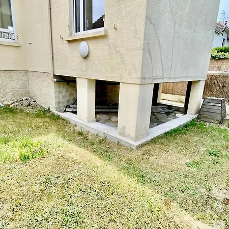 Lägenhet La Proue, Charmante Maisonnette Proche De La Ouistreham